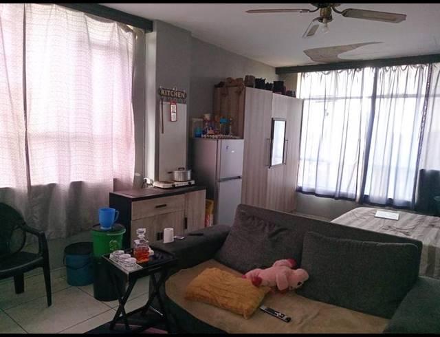 3 BEDROOM APARTMENT FOR SALE IN SUNNYSIDE